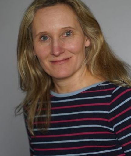 staff portrait Elke Heins