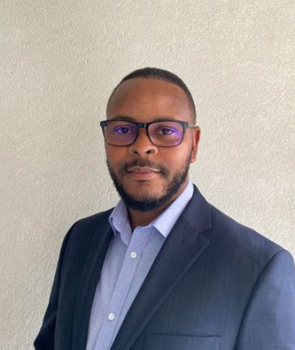 Photo of Thabani Mutambasere