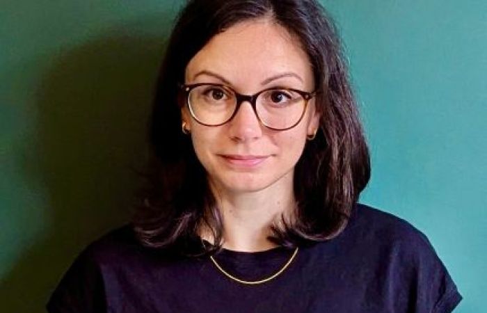 Headshot Eleanor Brooks