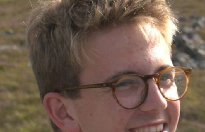 headshot photograph of Jim Fraser